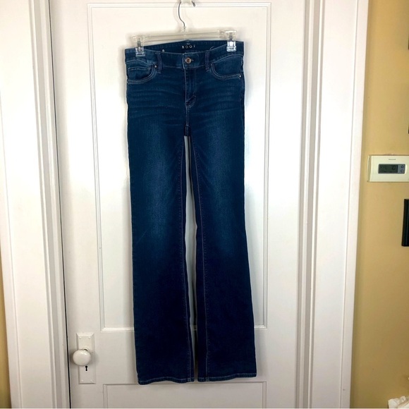 White House Black Market Denim - WHBM "The Boot" denim mid-rise blue jeans size 0